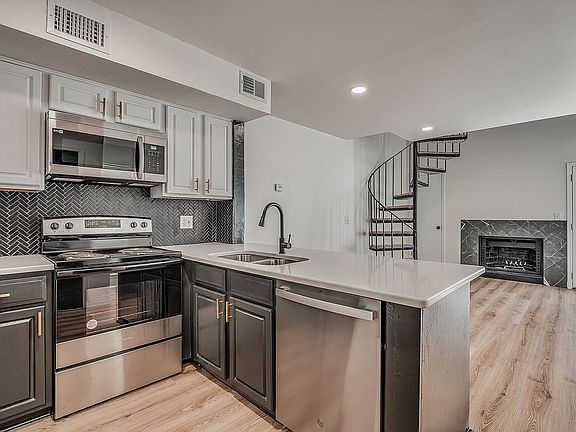5th image of 11530 N May Ave #D207