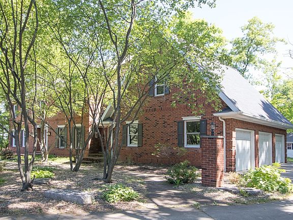 4th image of 21 Cross Country Ln
