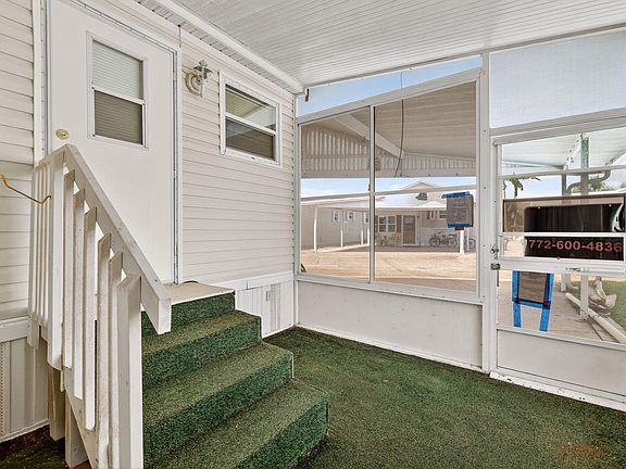 2nd image of 5312 SE 67th Avenue