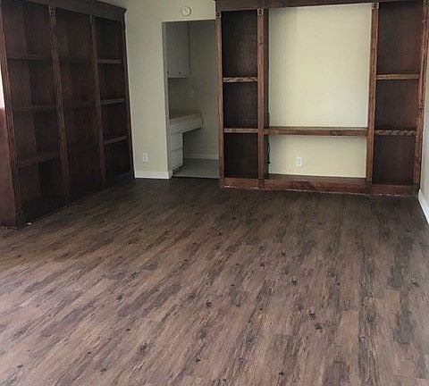 2nd image of 13916 Cerise Ave APT 1