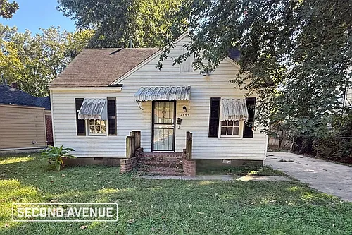 2455 Twain Ave Photo 1