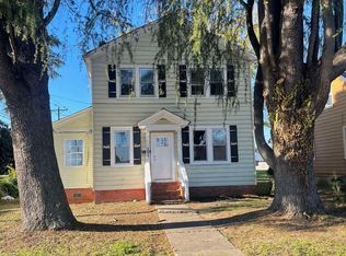 301 Hickory Ave, Newport News, VA 23607