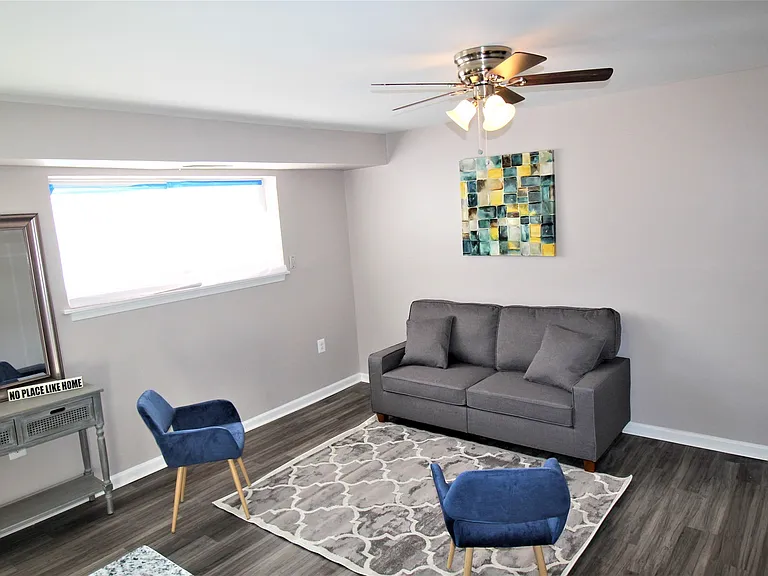 814 Nat Ct — Photo 7