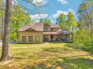 160 Eagles Bluff Cir, Spencer, TN 38585