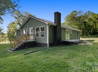 240 E Court St, Rutherfordton, NC 28139