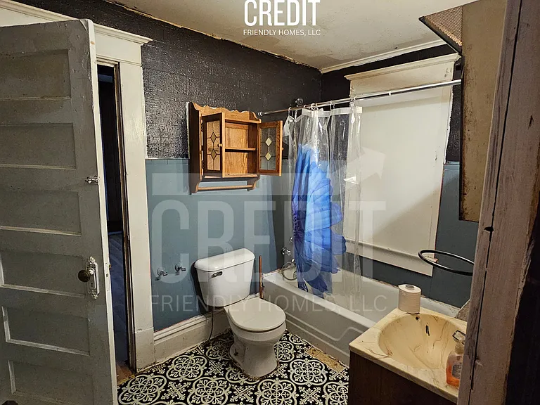 1011 E Prairie St — Photo 7