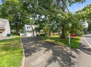 45 Hoyt St, Darien, CT 06820