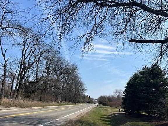 4th image of 46670 Bemis Rd