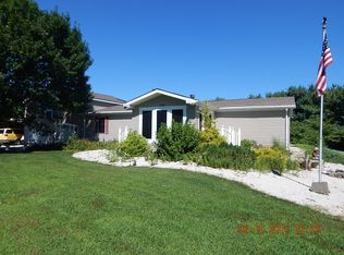 104 N Central Dr, Curryville, MO 63339
