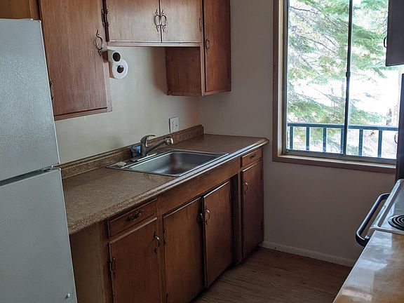 4th image of 3632 Mackedie Way