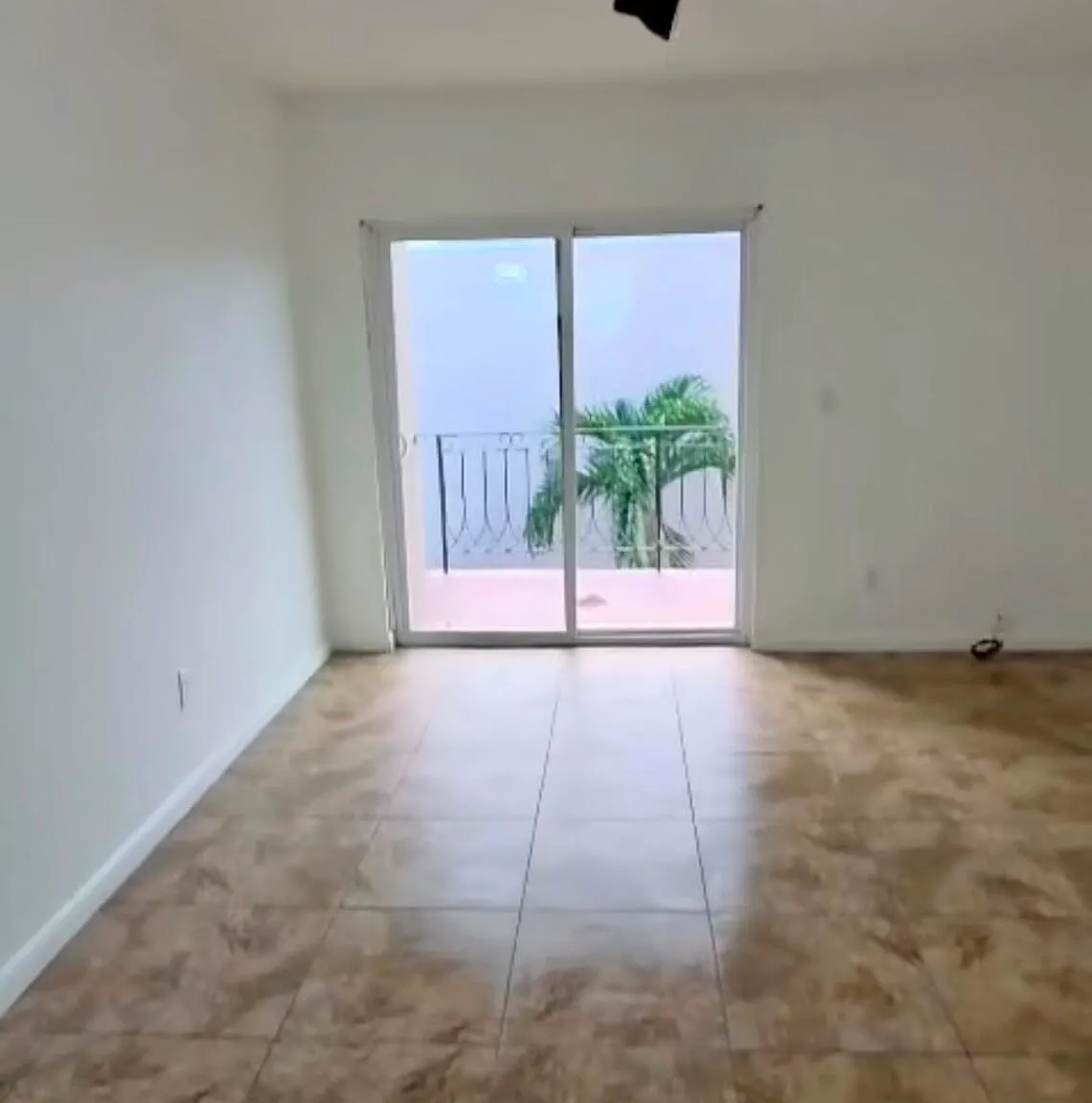 1 bed, 1.0 bath, 591 sqft, $1,800 — Photo 3