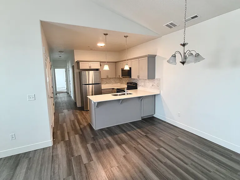 762 Lang Ct N #301 — Photo 8