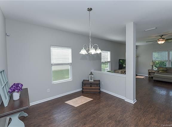 5th image of 2300 Lake Vista Dr