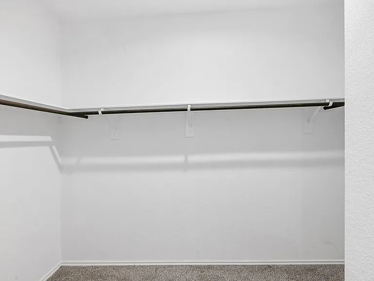 21503 Flowering Garden Ln — Photo 16