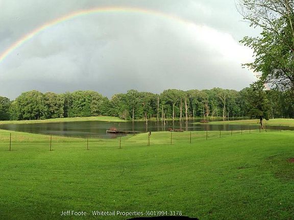 5th image of 1887 Carsley Rd