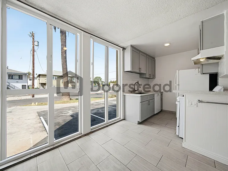 3610 Westwood Blvd #1 — Photo 21