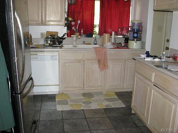 5th image of 7451 Ostrom Ave