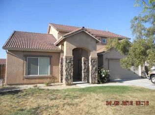 2830 Edgar Ave, Sanger, CA 93657