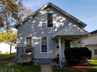 704 E Taylor St, Bloomington, IL