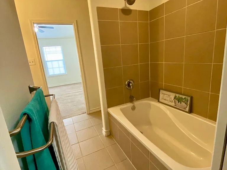 15422 Seamount Cay Ct #303 — Photo 12