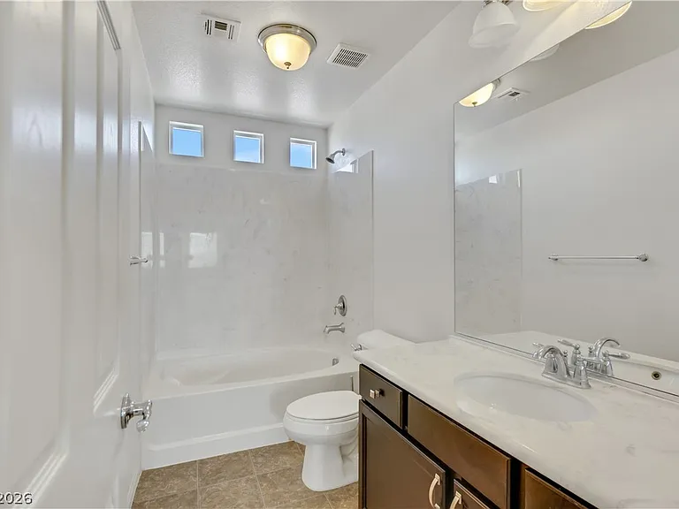 10185 Bishops Peak Ct — Photo 8