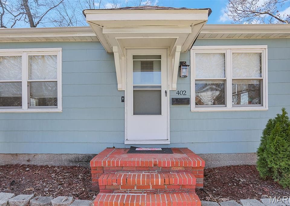 1st image of 402 S 9th St