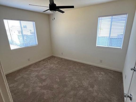 4th image of 2356 Irving Ave