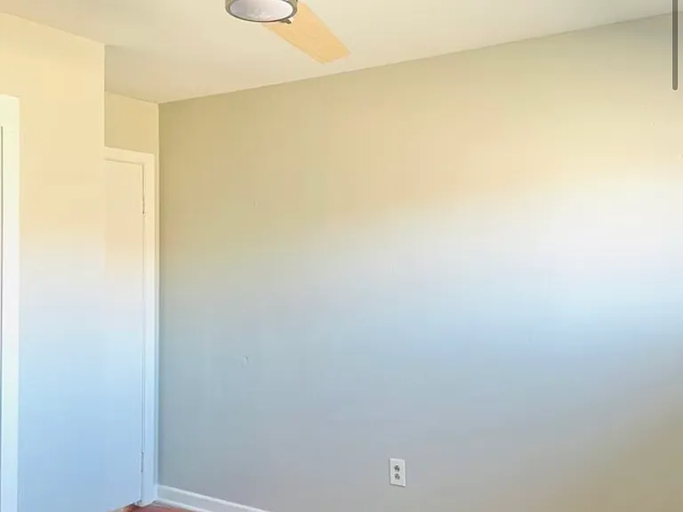 869 Geranium St — Photo 3