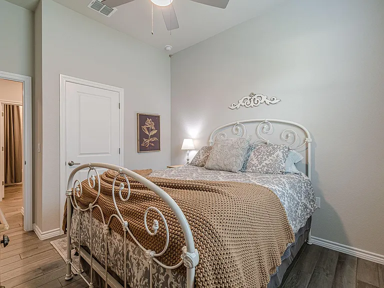 138 Harborside Dr #101 — Photo 27