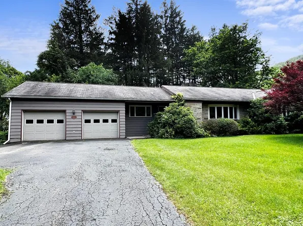 11 River St, Galeton, PA 16922