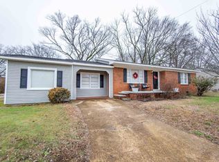 111 N Elm St, Adamsville, TN 38310