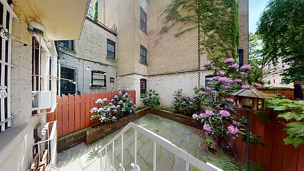 Rented by Bond New York