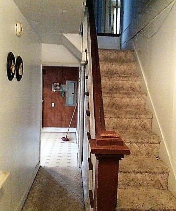 2nd image of 718 Halifax St #1/2