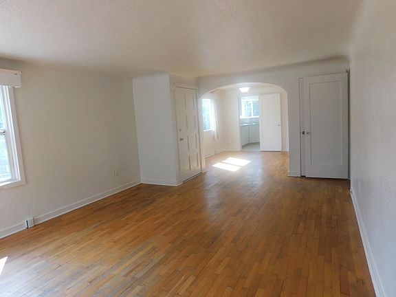 3rd image of 1914 Kincaid St APT A