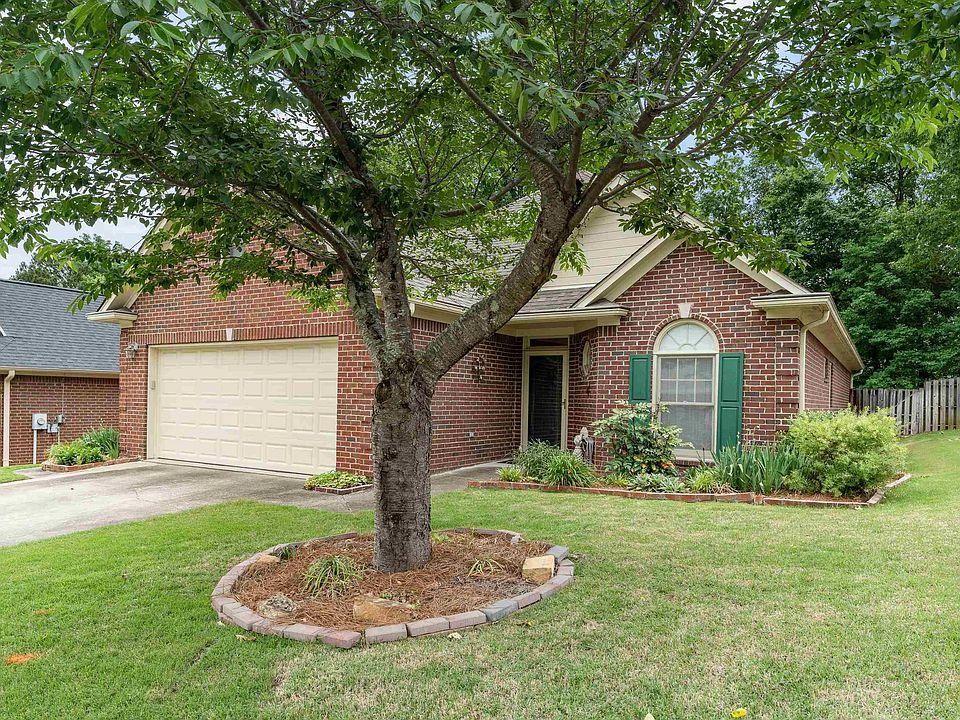 1st image of 821 Greystone Highlands Dr