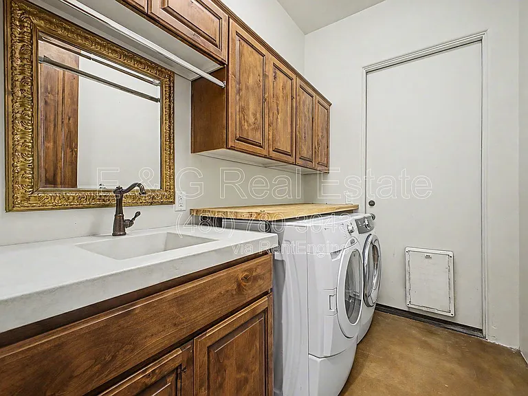 304 S Wilson St — Photo 43