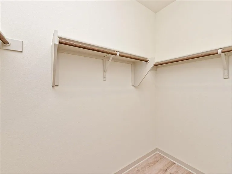 7512 Daves Landing Dr — Photo 14