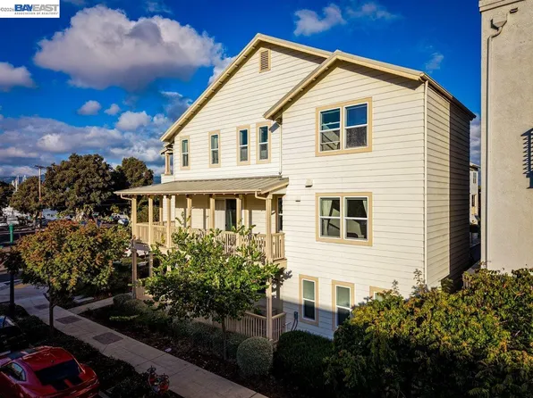 1826 Entrance Rd, Alameda, CA 94501
