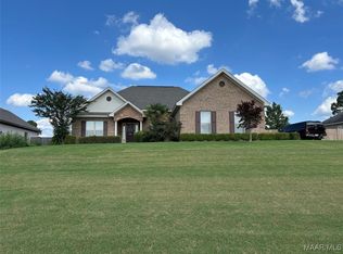 110 Wrightsburg Cir, Wetumpka, AL 36093