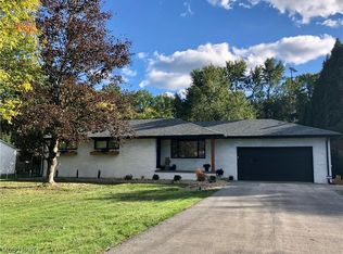 5650 Breezewood Dr SE, Brookfield, OH 44403