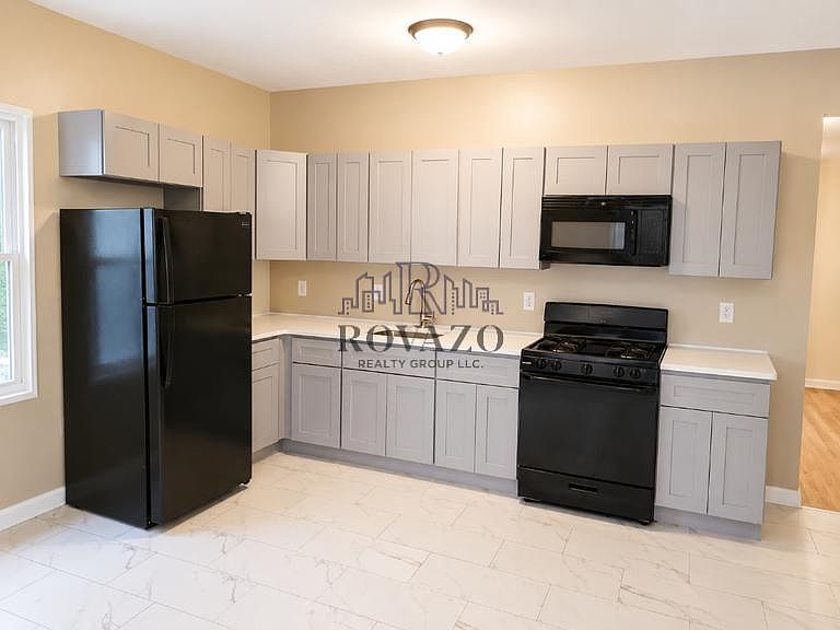1st image of 268 21st St #3AA