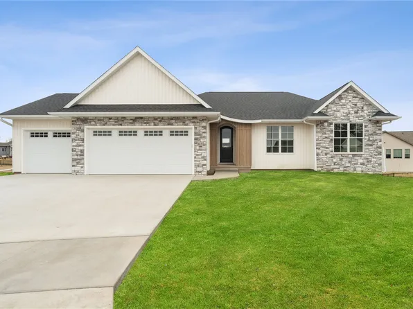 4135 Tall Pines Ct, Marion, IA 52302