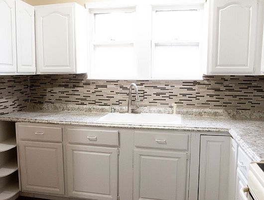 5th image of 15307 Biltmore St Unit 1