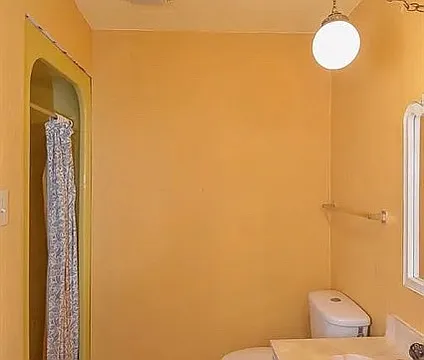 2949 Iowa St — Photo 19
