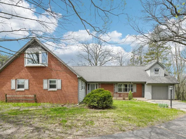 33804 Lynn LANE, Burlington, WI 53105