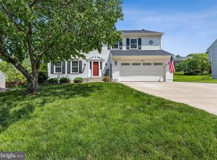 16069 Hayes Ln, Woodbridge, VA 22191