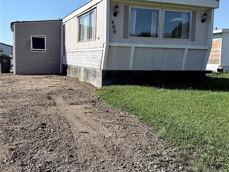 1st image of 460 Willow Park Greens