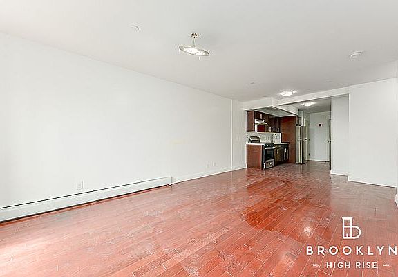 5th image of 2120 Daly Ave #8F