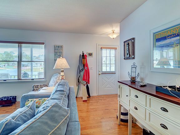 5th image of 29567 Colony Dr
