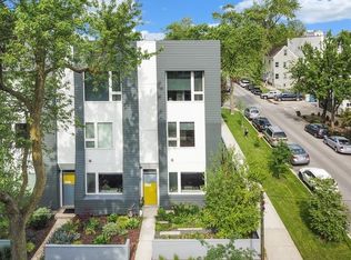 2658 N Ridgeway Ave, Chicago, IL 60647